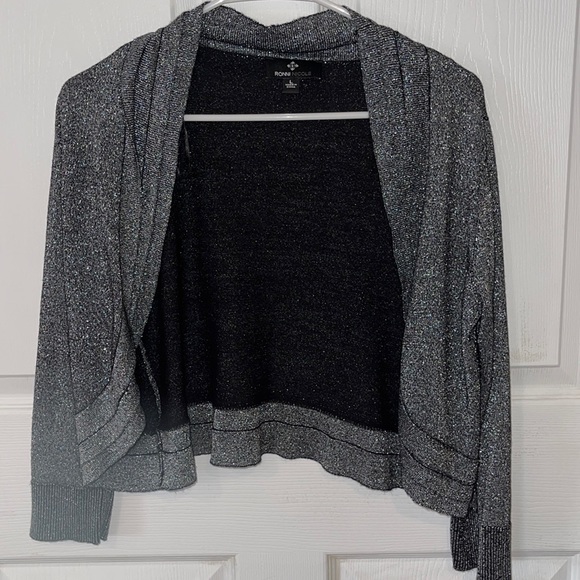 Sparkly large cardigan formal - Picture 1 of 3